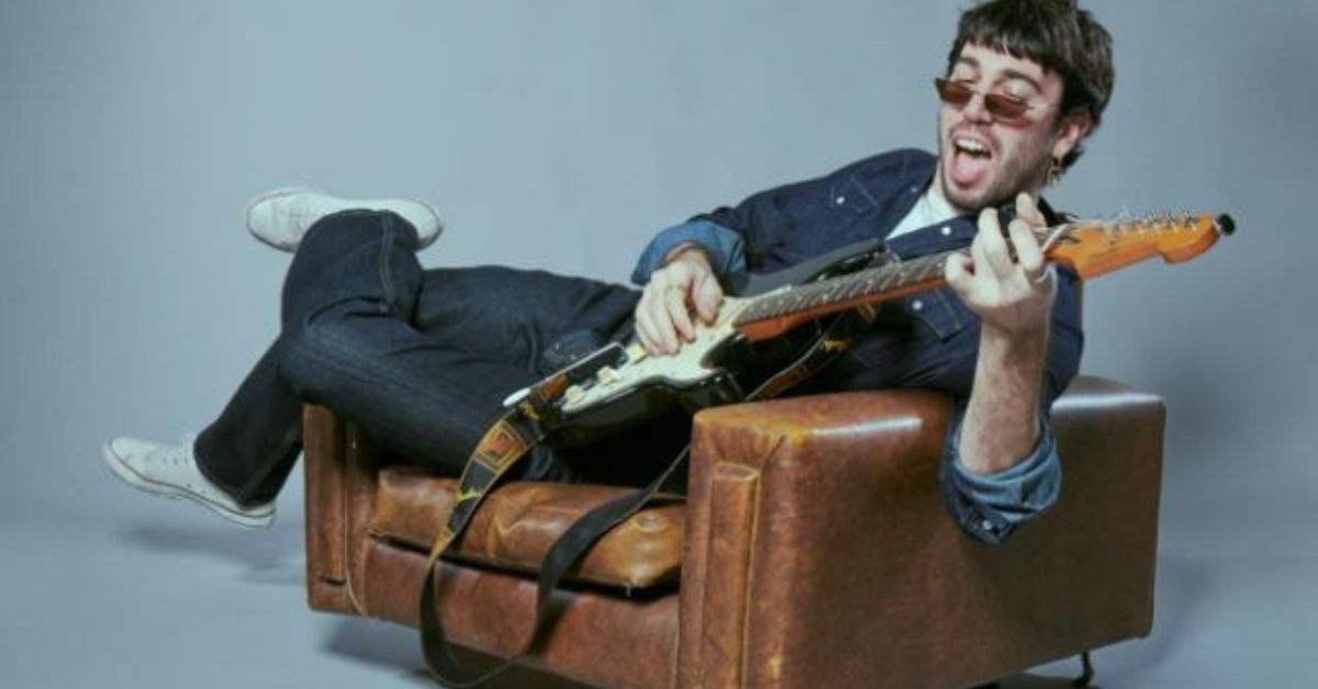 Conociendo Rusia y Leiva presentan su single, Mundo de Cristal 2 Conociendo Rusia y Leiva Mundo de Cristal