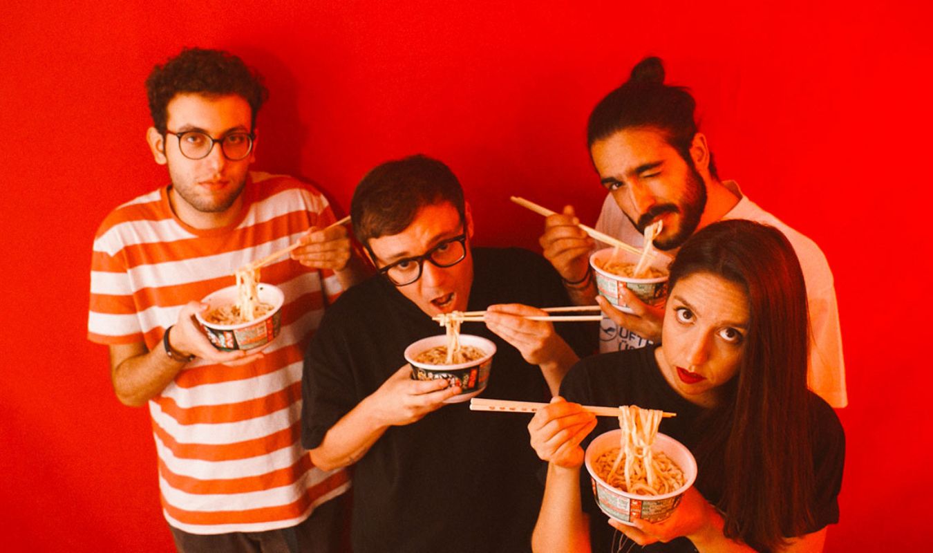 Apartamentos Acapulco estrenan single, Quien tiene pena no entiende 1 Apartamentos Acapulco : nuevo single "Dos Días Contigo"
