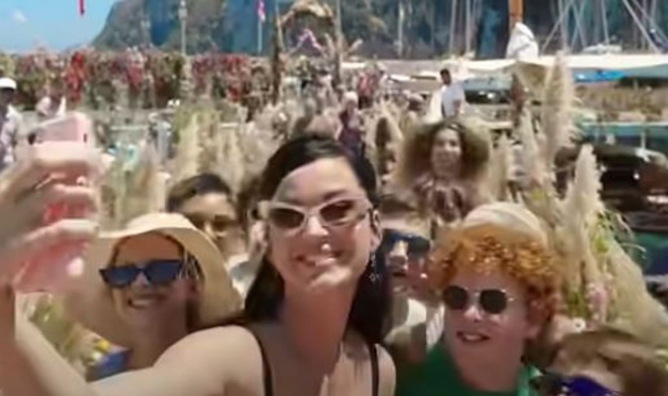 Canción anuncio Devotion Dolce Gabbana 1 Canción anuncio Devotion Dolce Gabbana 1 Canción del anuncio Devotion Dolce Gabbana