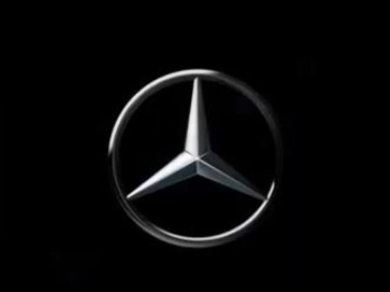 Canción del anuncio de Mercedes-Benz 2025 18 Canción del anuncio de Swarovski