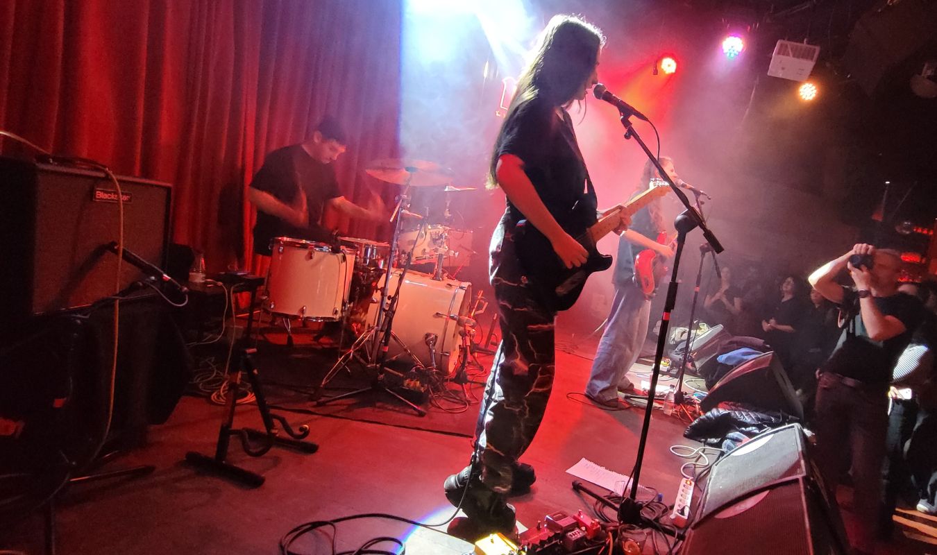 Mourn brilló en El Sol en un concierto pleno de autenticidad