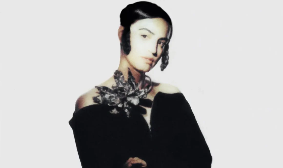 Maria Arnal estrena, Ama