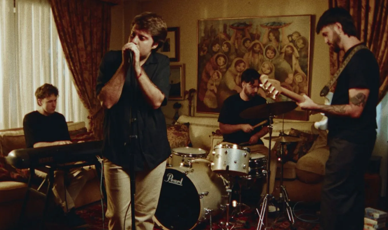 Querido estrenan single, ¿Ser Un Robot? 1 Querido estrenan single, ¿Ser Un Robot?