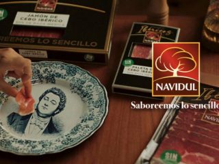 Anuncio de Navidul Navidad 2025 :: “Vajilla especial” Actores, mensaje y significado de la campaña 7 Anuncio de Navidul Navidad 2025