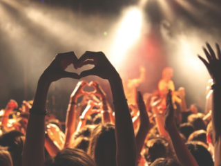 Cómo los eventos musicales y los casinos online están cambiando las formas de entretenimiento en España 7 Cómo los eventos musicales y los casinos online están cambiando las formas de entretenimiento en España 7