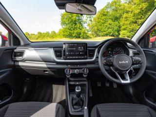 Canción anuncio Kia Stonic 2026 :: Descubre la música del nuevo anuncio de Kia 4 Canción anuncio Kia Stonic