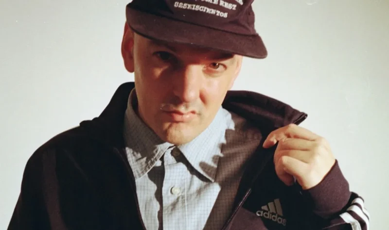 6 Carlangas estrena single, Familia S.L.