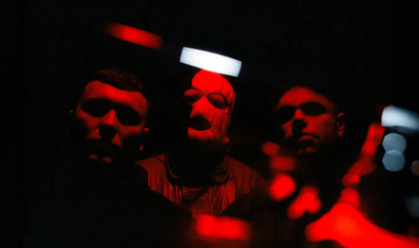 Kneecap anuncian su nuevo álbum, Fenian 1 Kneecap anuncian su nuevo álbum, Fenian