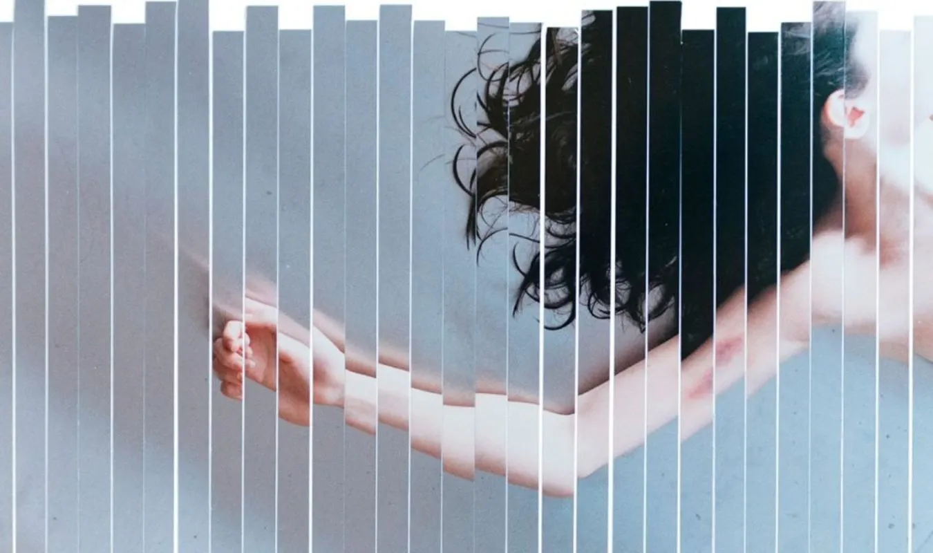 Placebo comparten versión de Bruise Pristine 2 Placebo comparten versión de Bruise Pristine