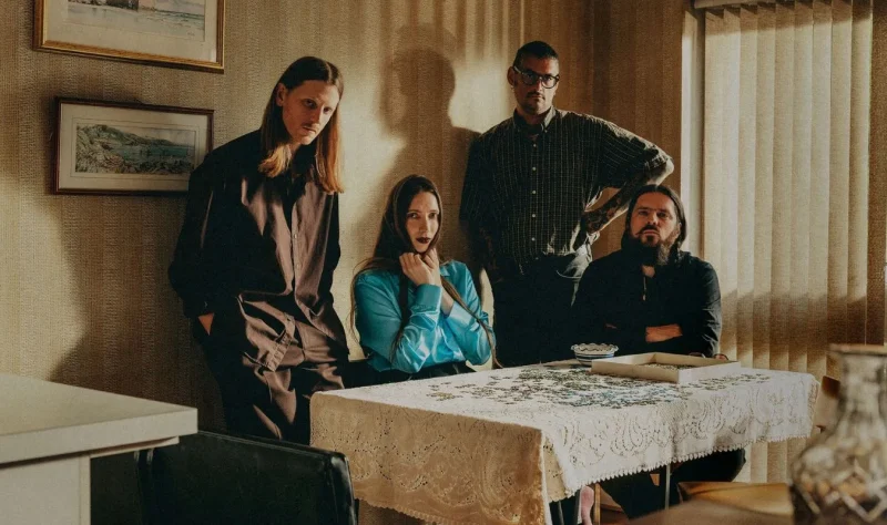 2 Dry Cleaning tienen nuevo single "Sliced by a Fingernail"