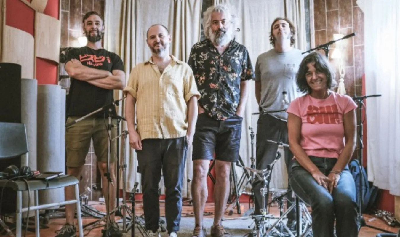 Sr Chinarro presenta nuevo disco, "El año de la pera" 2 Sr Chinarro presenta nuevo disco, "El año de la pera"