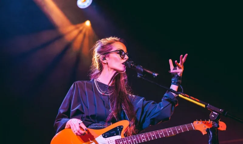 7 Vega estrena Unconditional