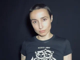 Vuelve Zahara con su Rave 5 Vuelve Zaharave