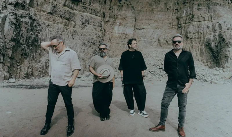 3 Love of Lesbian estrenan "La Hermandad (Versión La Coral Caníbal)"