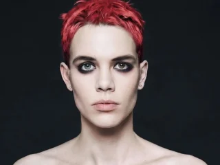 Placebo tiene nuevo single, Helen Keller 3 Placebo tiene nuevo single, Helen Keller